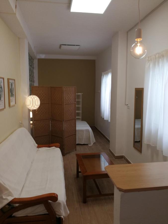 Estudio La Colonia أغيلاس المظهر الخارجي الصورة